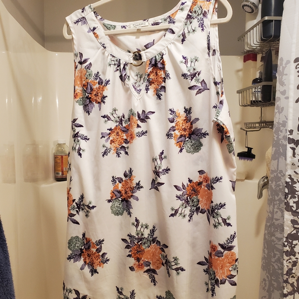 Floral tank
